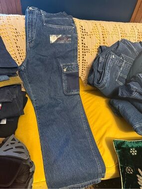 💋 Y2K Dead Stock! RVT serve piping hot wide leg cargo jean